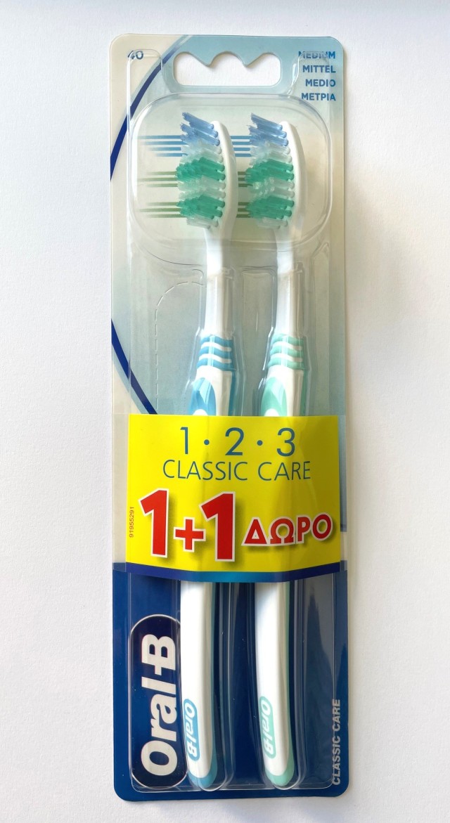 Oral-B Οδοντόβουρτσα 123 Classic 40 Μπλέ 1+1 Δώρο